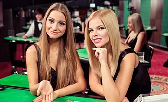 Biểu tượng lá chắn bảo mật dữ liệu tại m8m8 casino